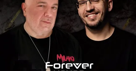 Portada de Forever Young
